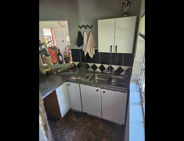 FARM FOR SALE IN KAMEELDRIFT